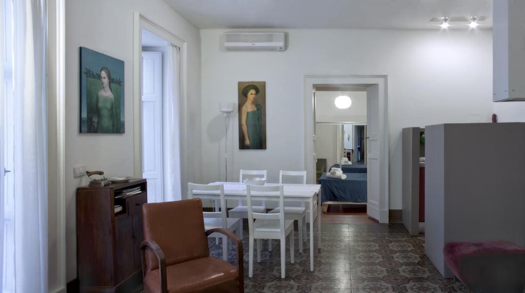 Tre Vie Apartment