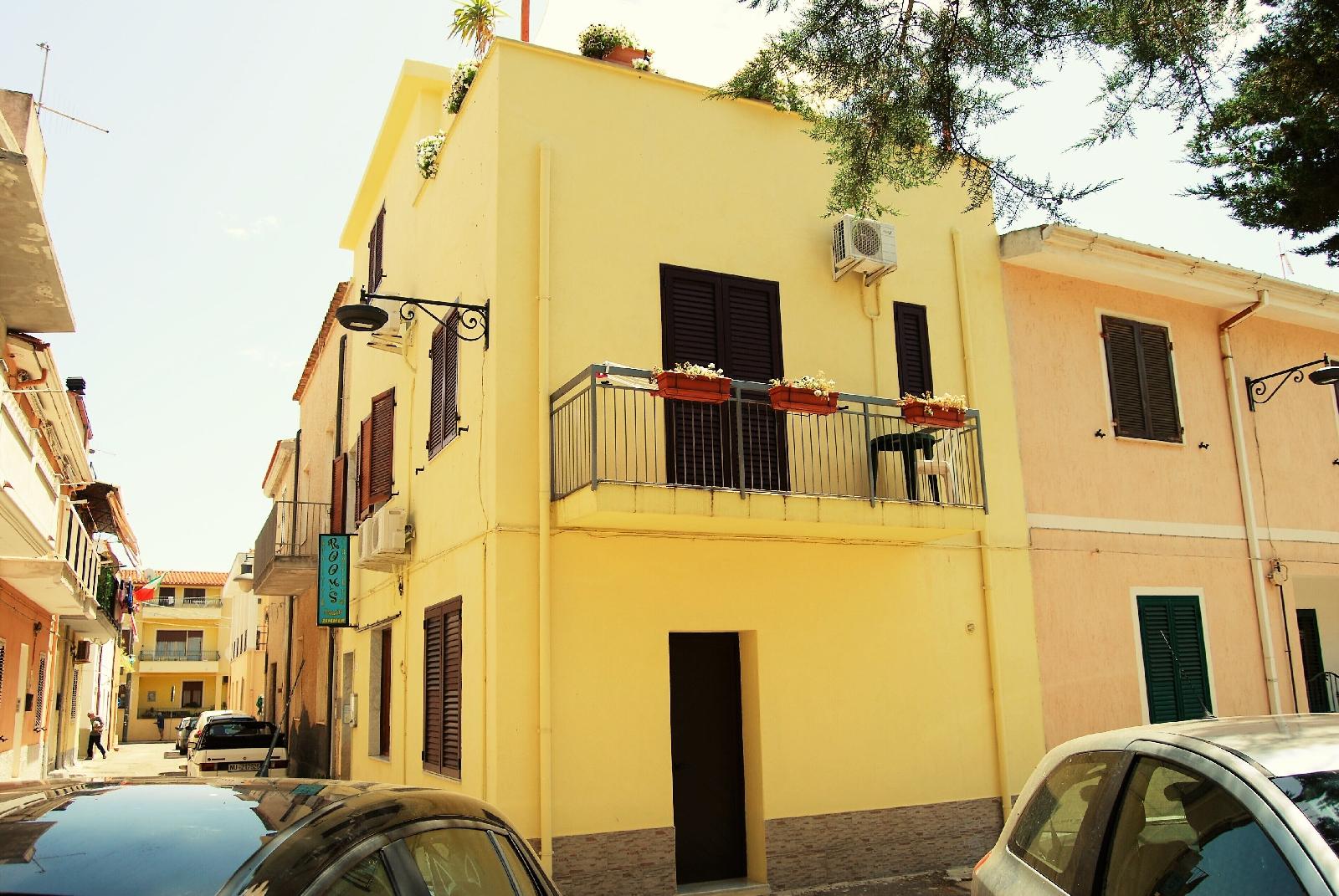 Bed And Breakfast Canarino