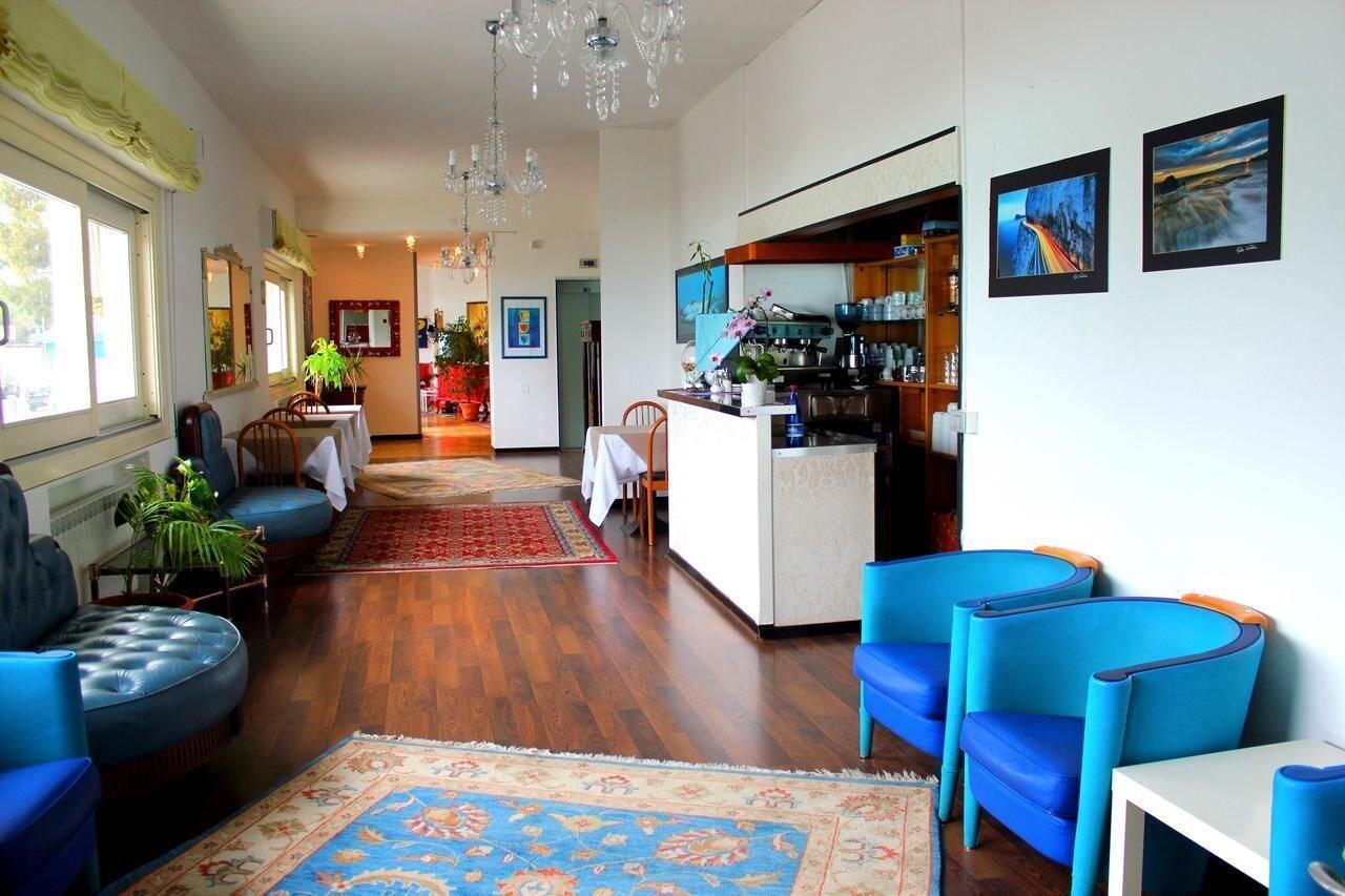 Hotel Marina