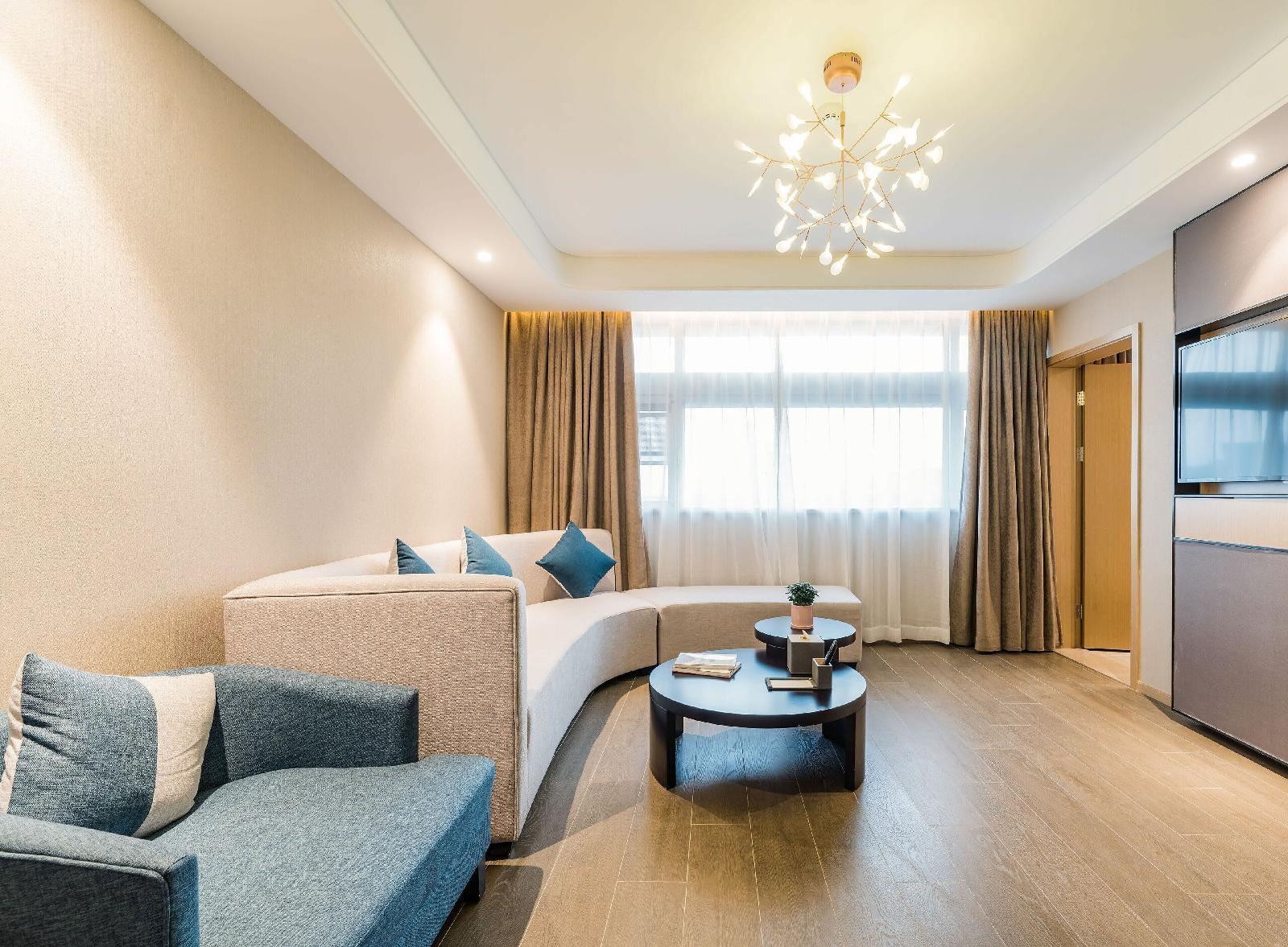 Atour Hotel