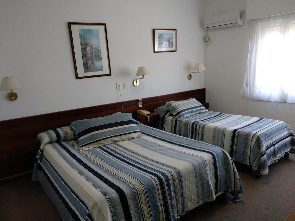Hotel Crown