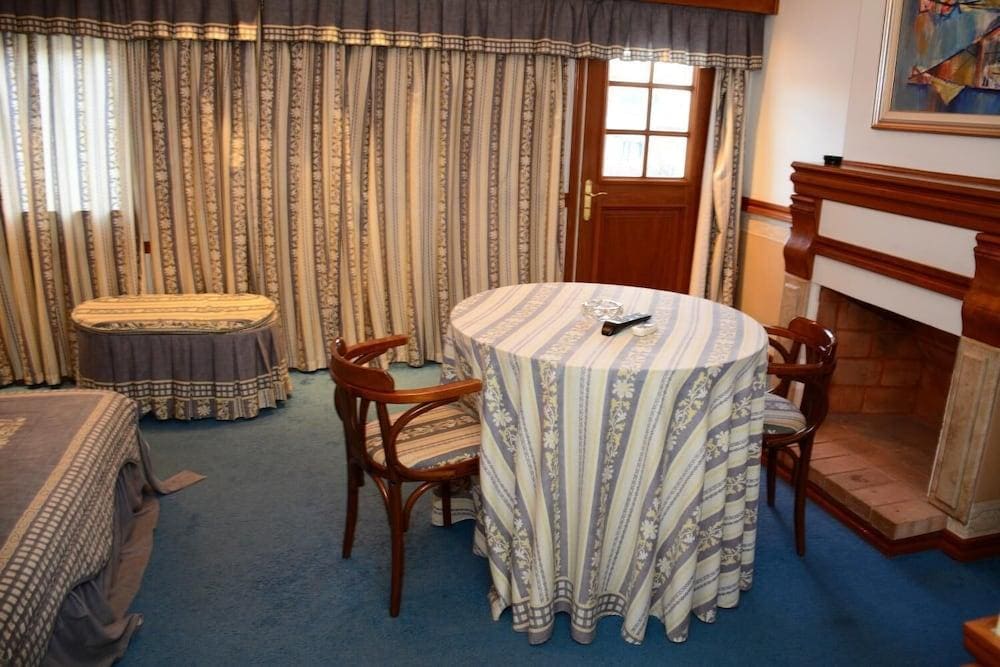 Hotel Crown