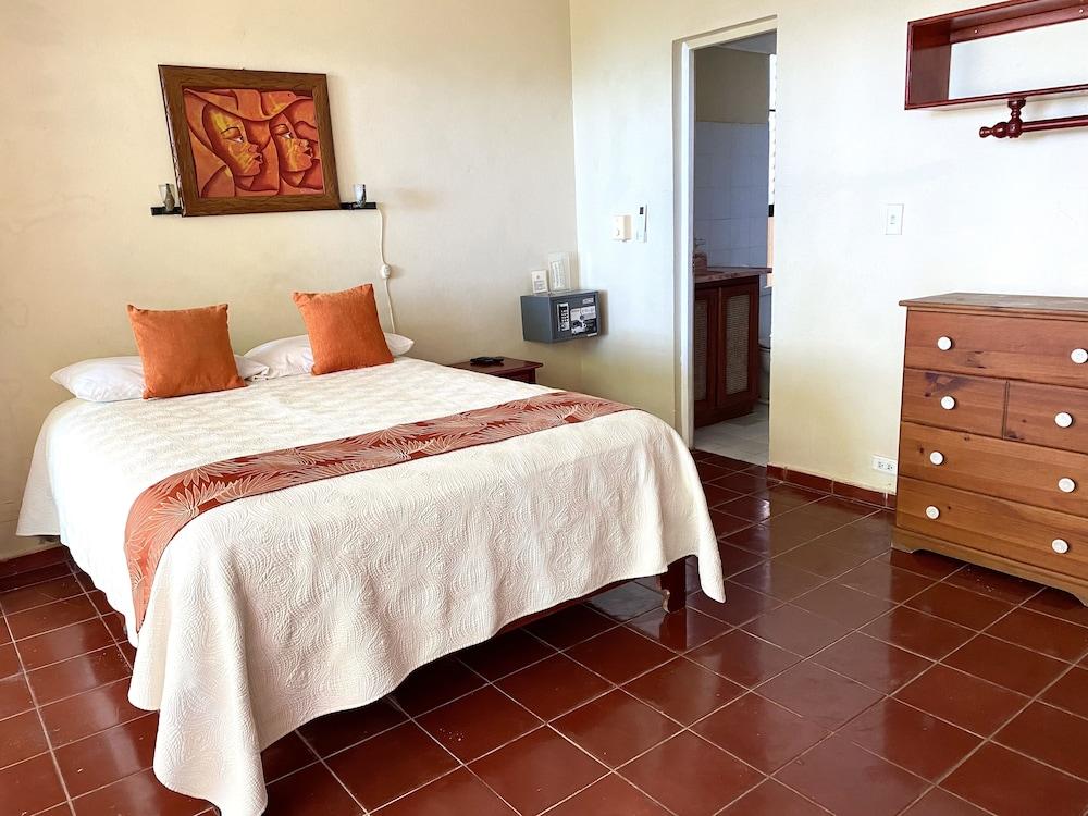Hotel Alegria