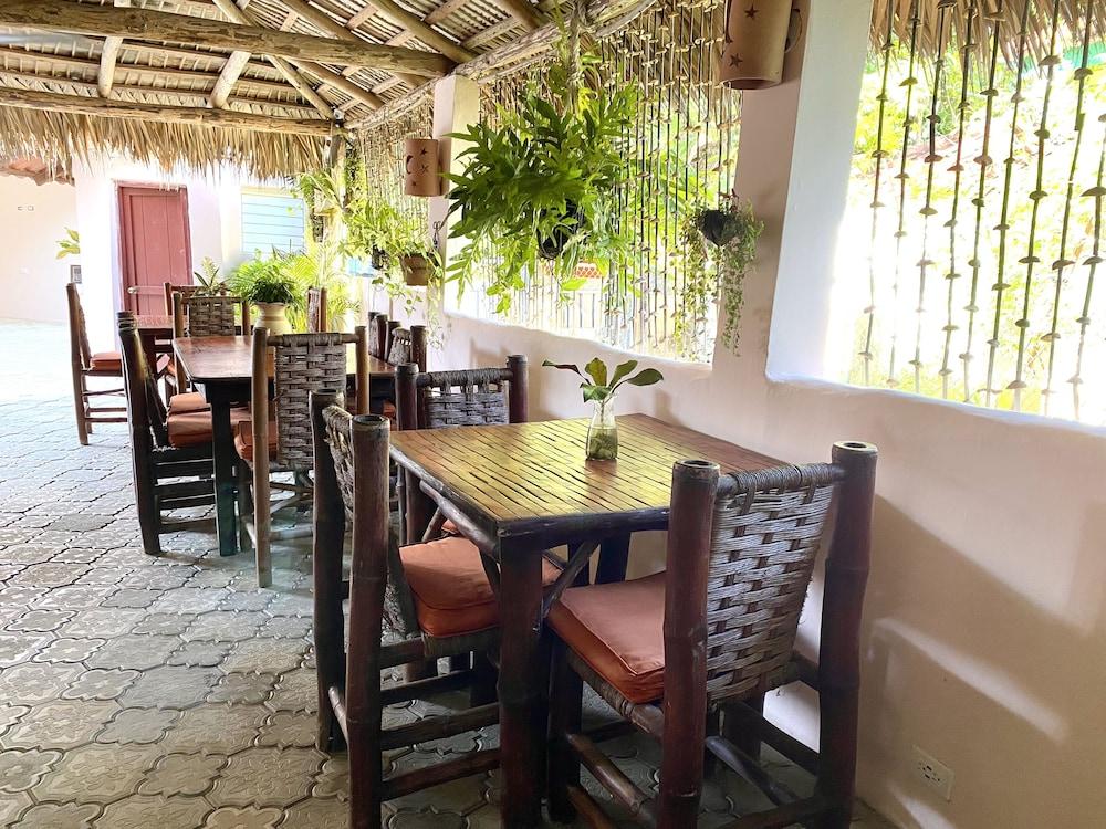 Hotel Alegria