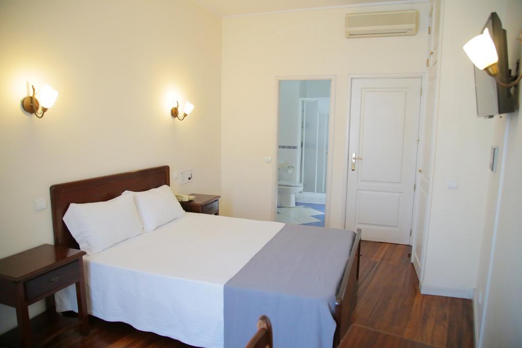 Hotel Residencial Dora