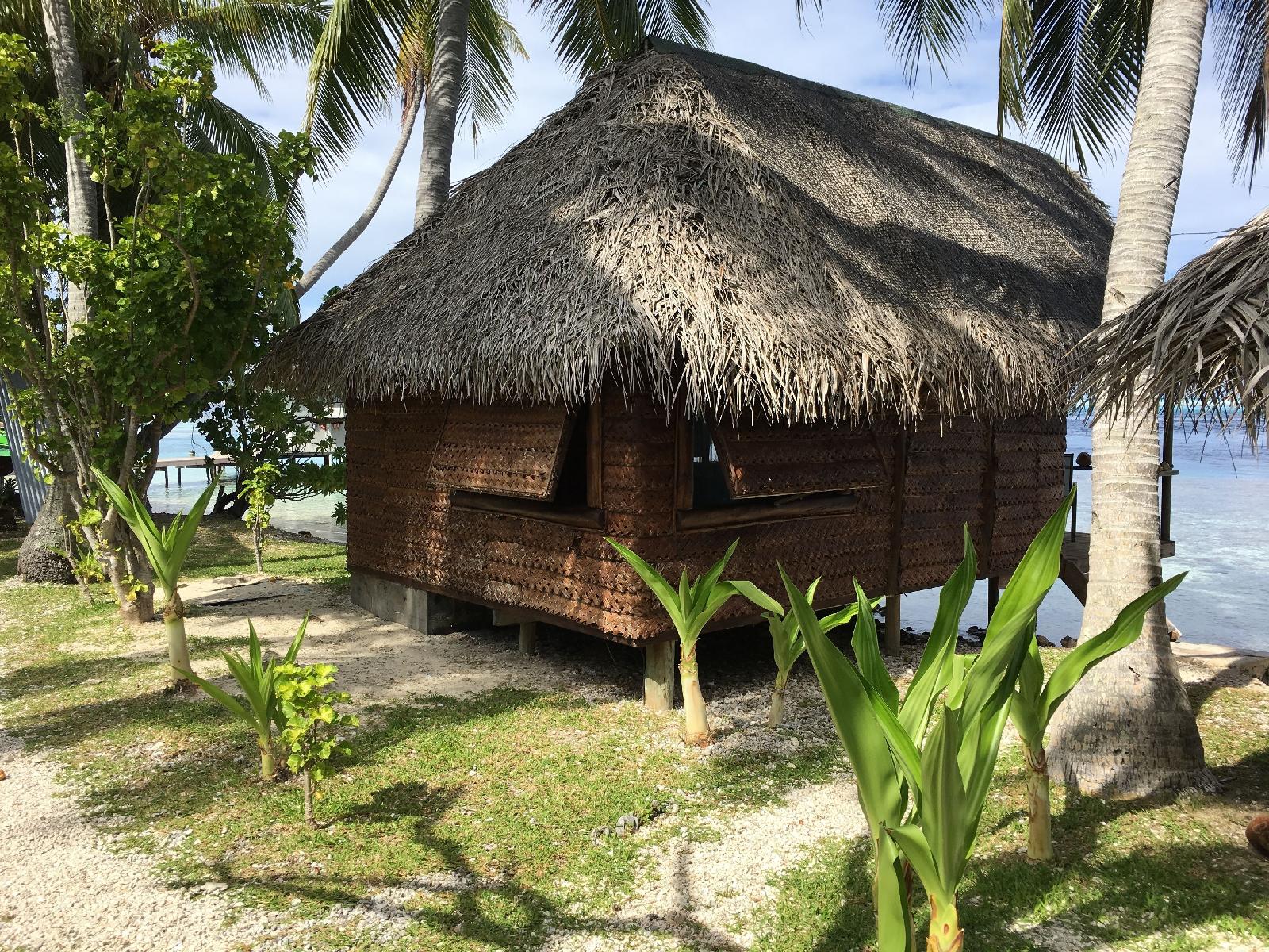Tetamanu Village