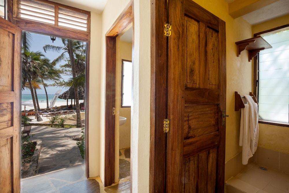 Blue Marlin Beach Resort