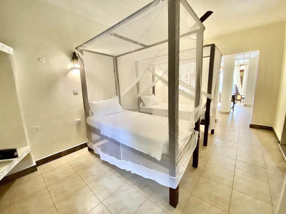 Blue Marlin Beach Resort