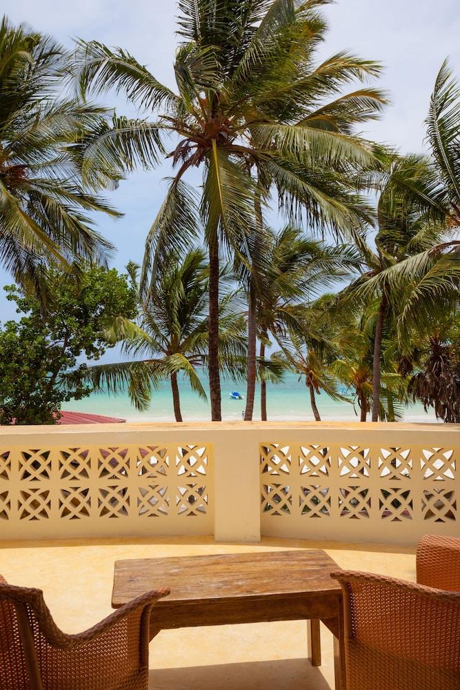 Blue Marlin Beach Resort