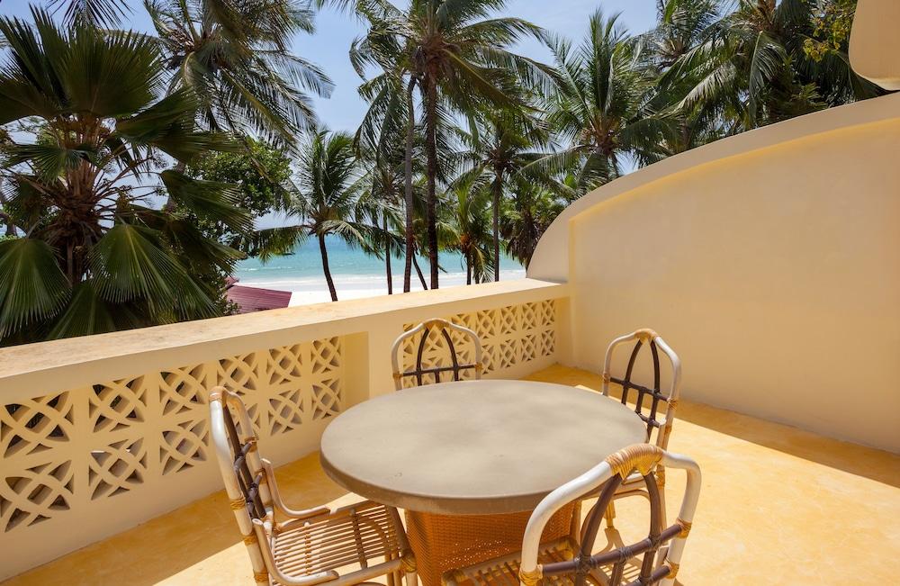 Blue Marlin Beach Resort