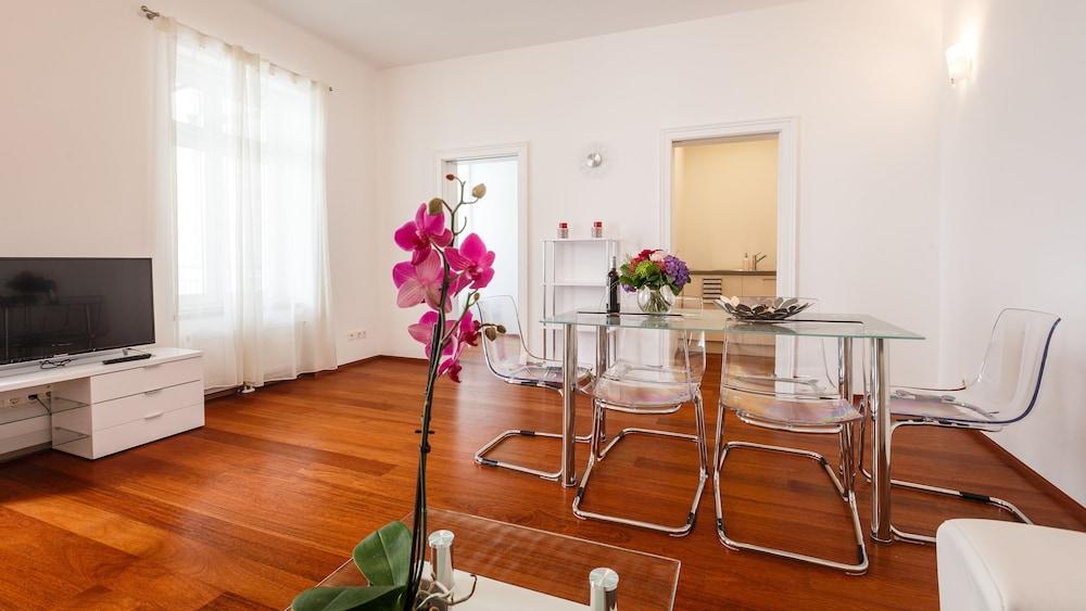 Operngasse Premium in Your Vienna