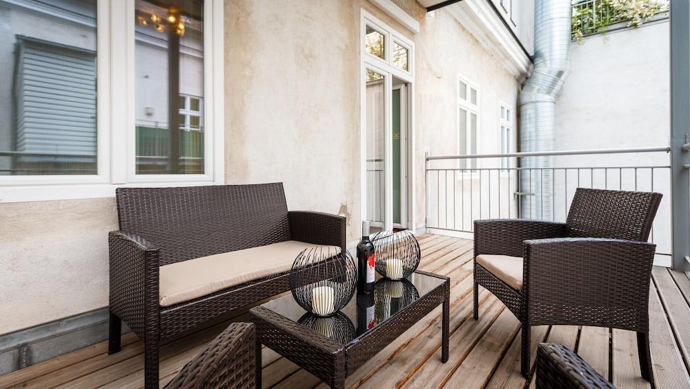Operngasse Premium in Your Vienna