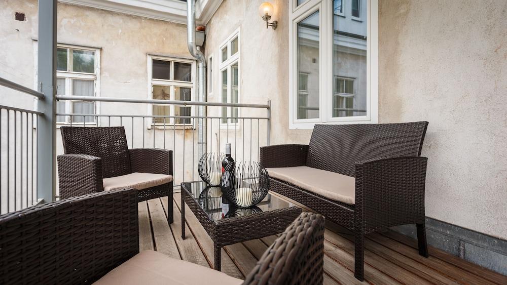 Operngasse Premium in Your Vienna