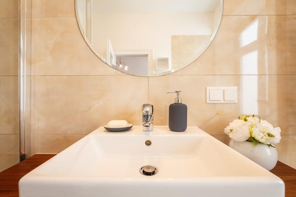 Operngasse Premium in Your Vienna