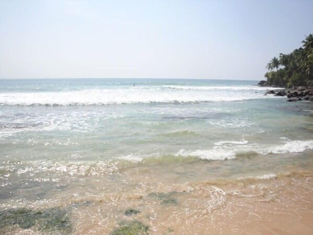 Coral Beach Hotel