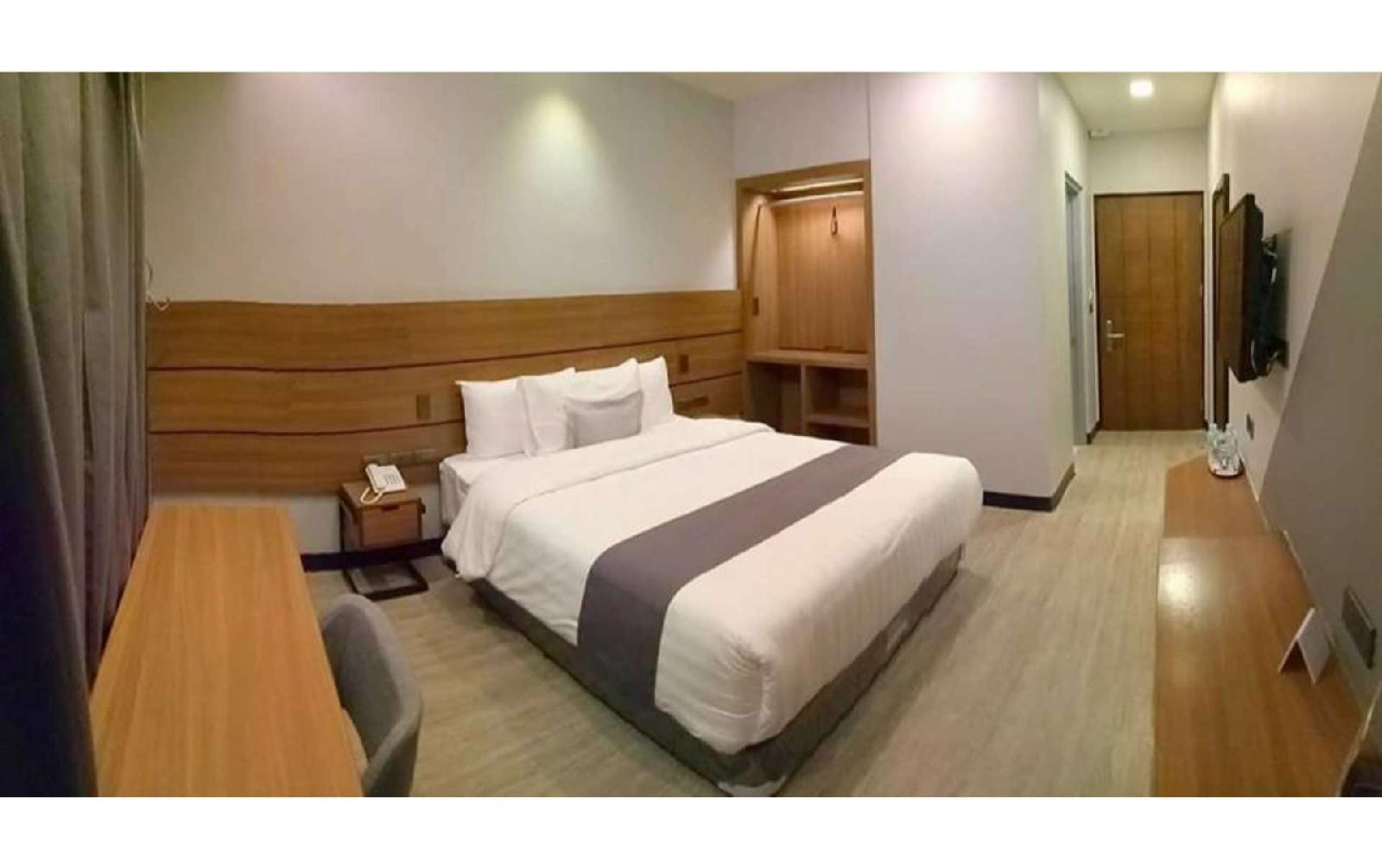 Embassy Hotel