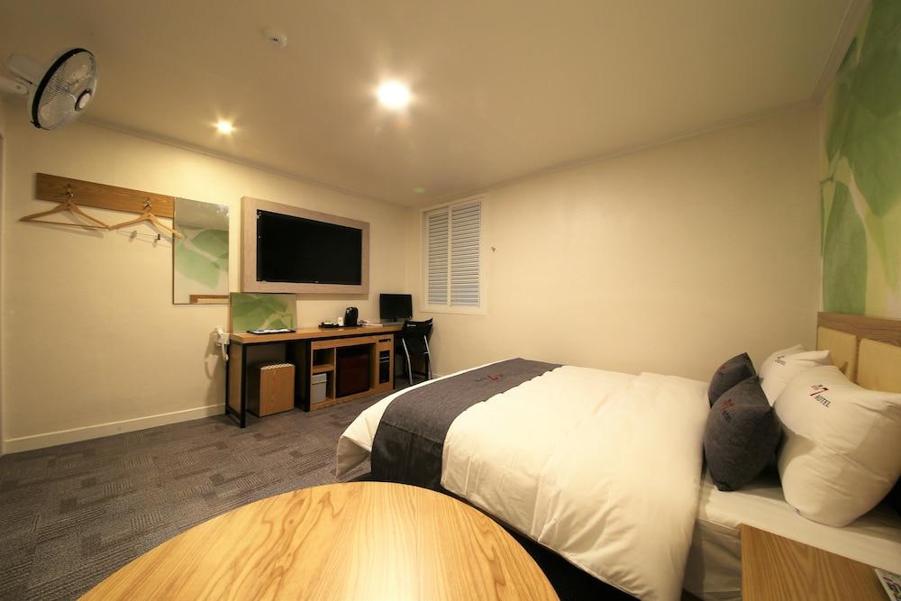 The 7 Hotel Pohang