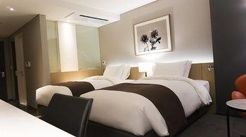 Eden Paradise Hotel