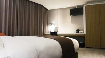 Eden Paradise Hotel