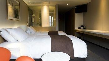Eden Paradise Hotel
