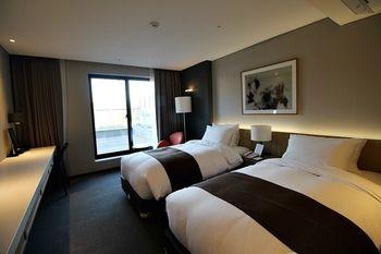 Eden Paradise Hotel