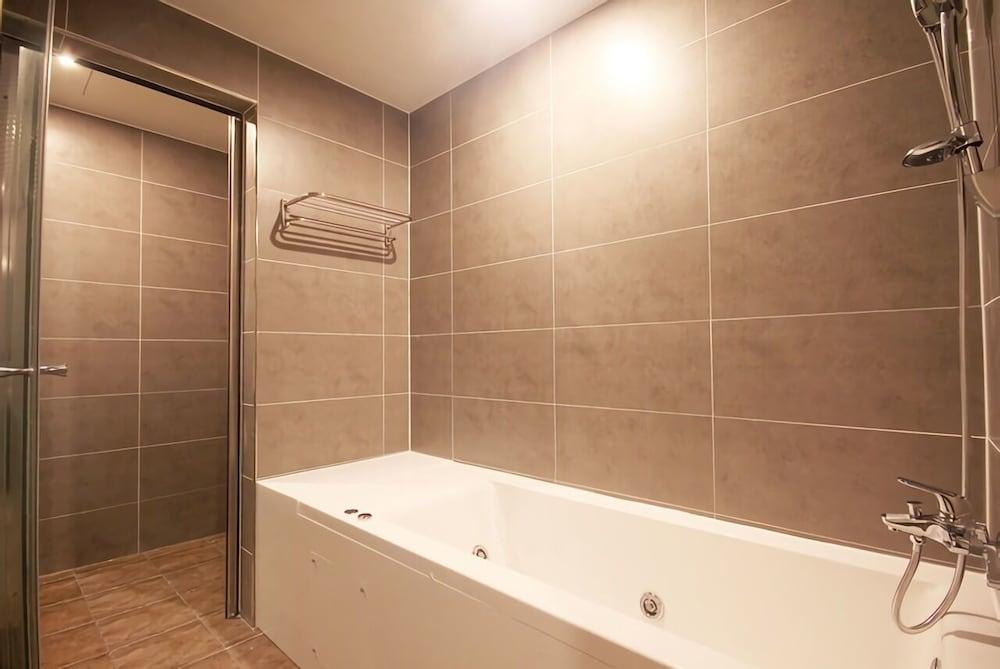Hotel Able