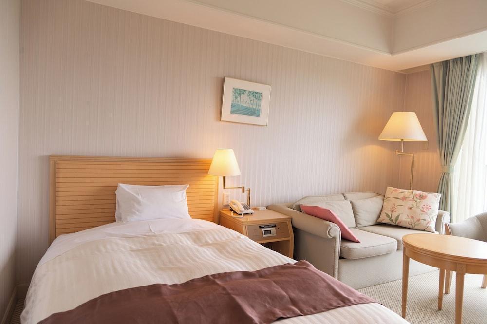 Onahama Ocean Hotel & Golf Club