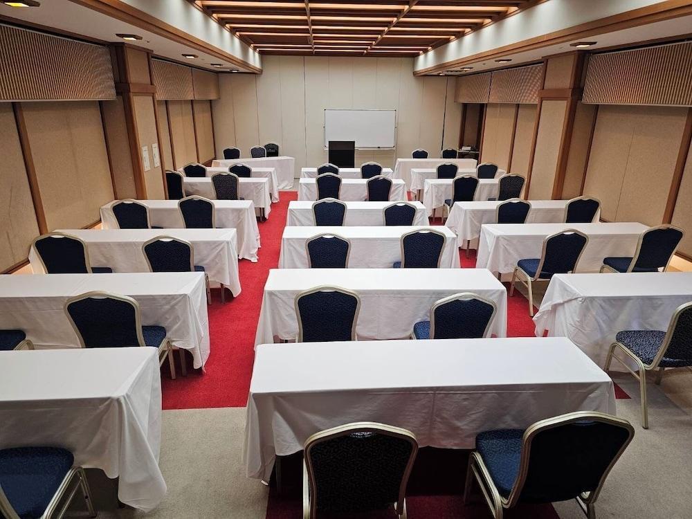 Onahama Ocean Hotel & Golf Club