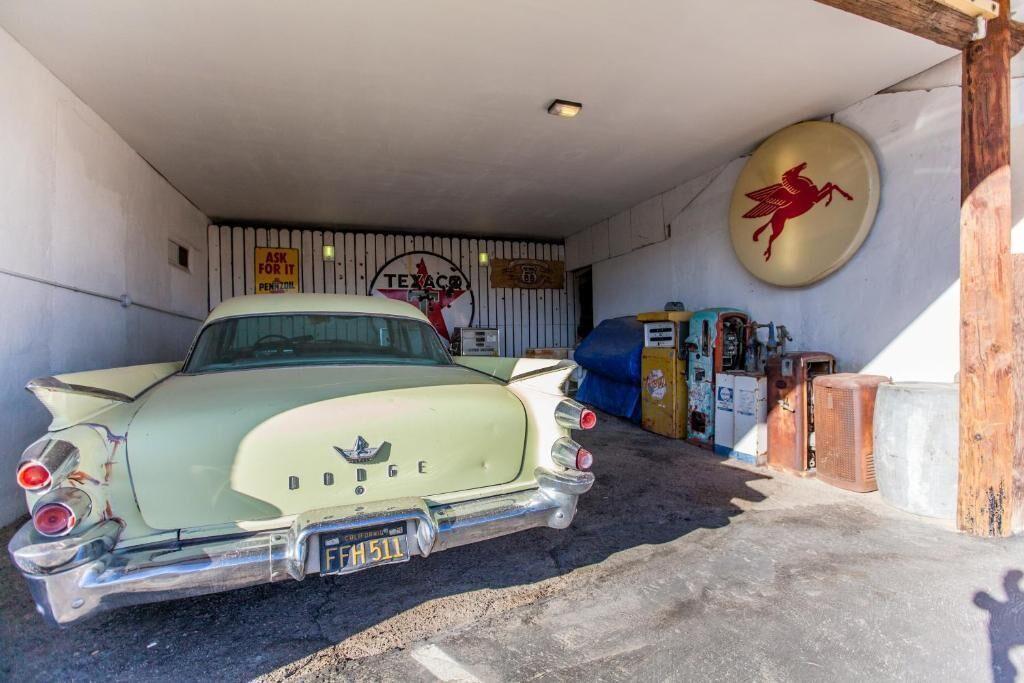 Route 66 Motel