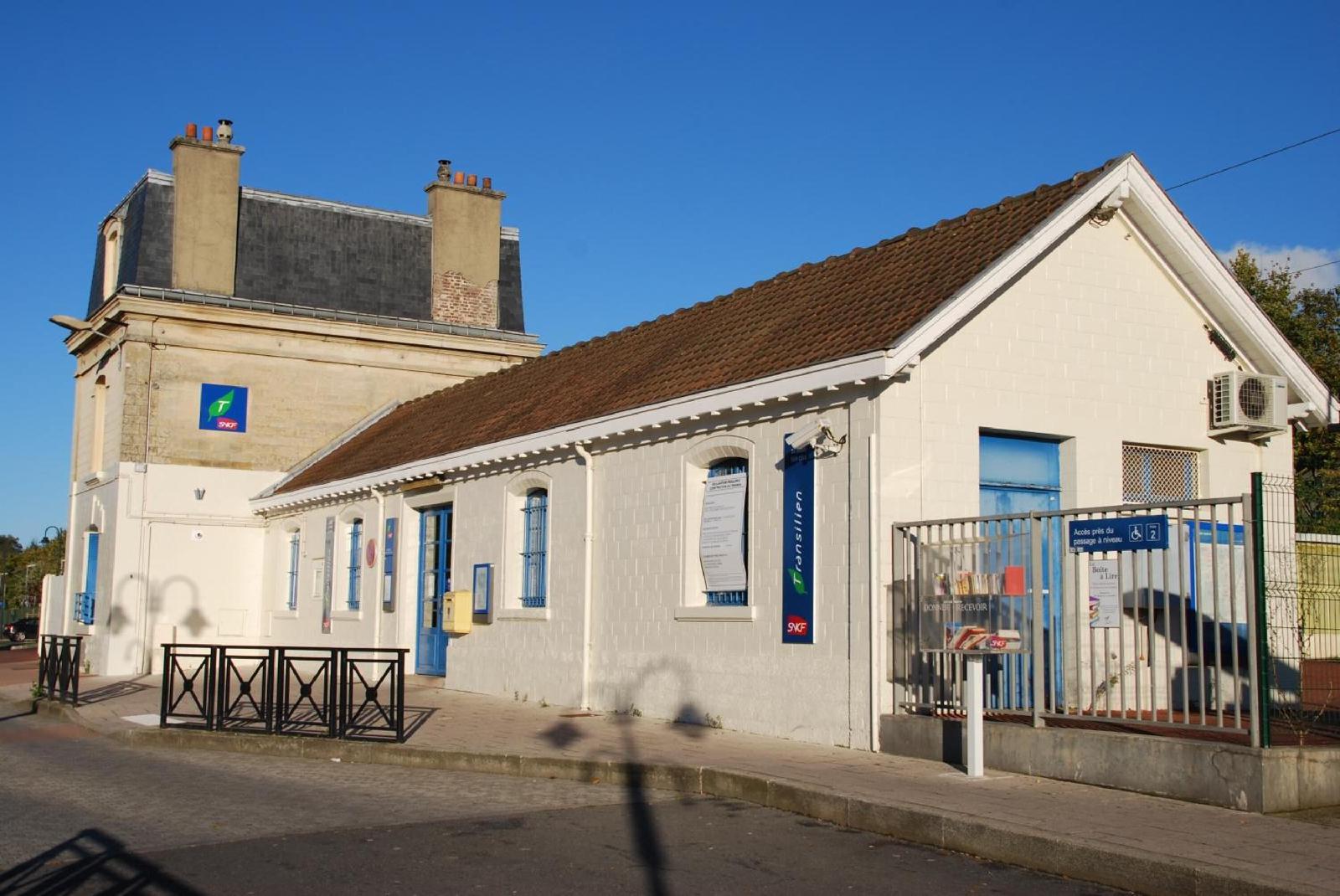 Cafe De La Gare