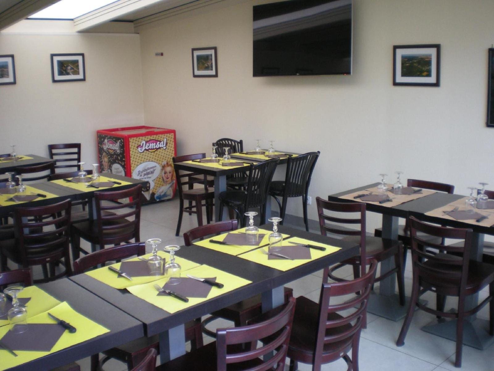 Cafe De La Gare
