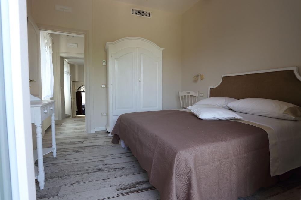Ambrosio Relais