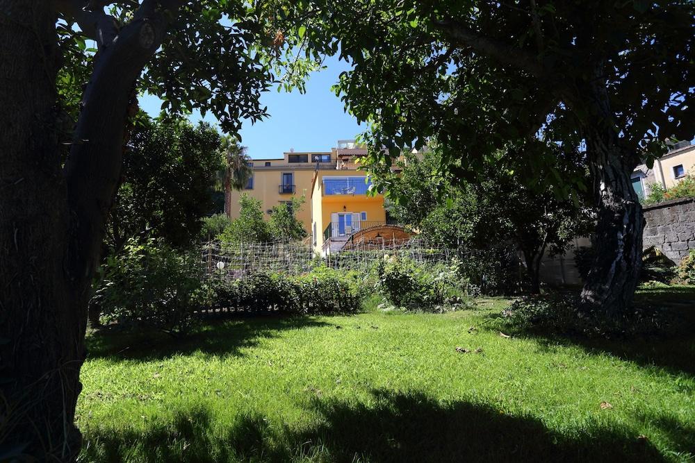 Ambrosio Relais