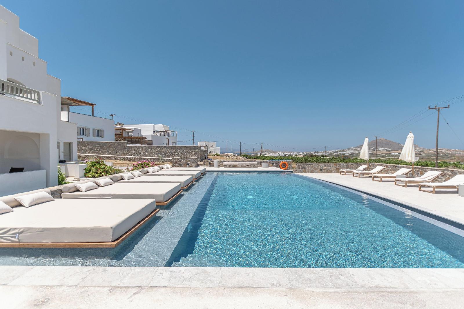 Agnanti Hotel