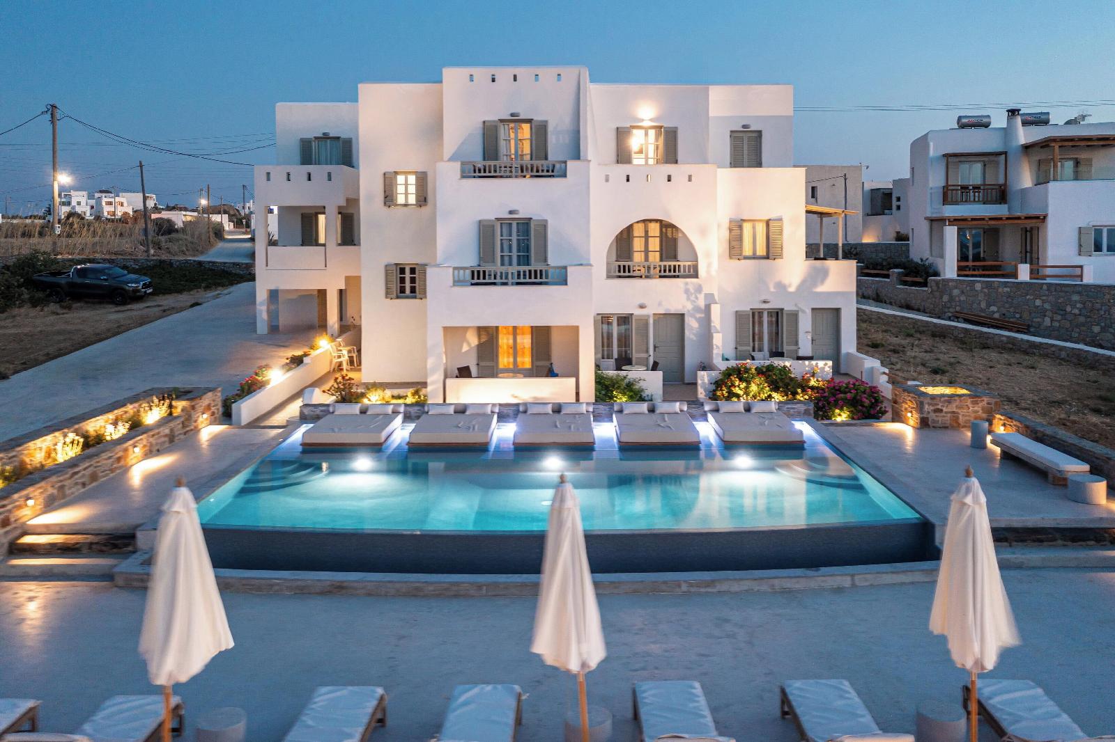 Agnanti Hotel