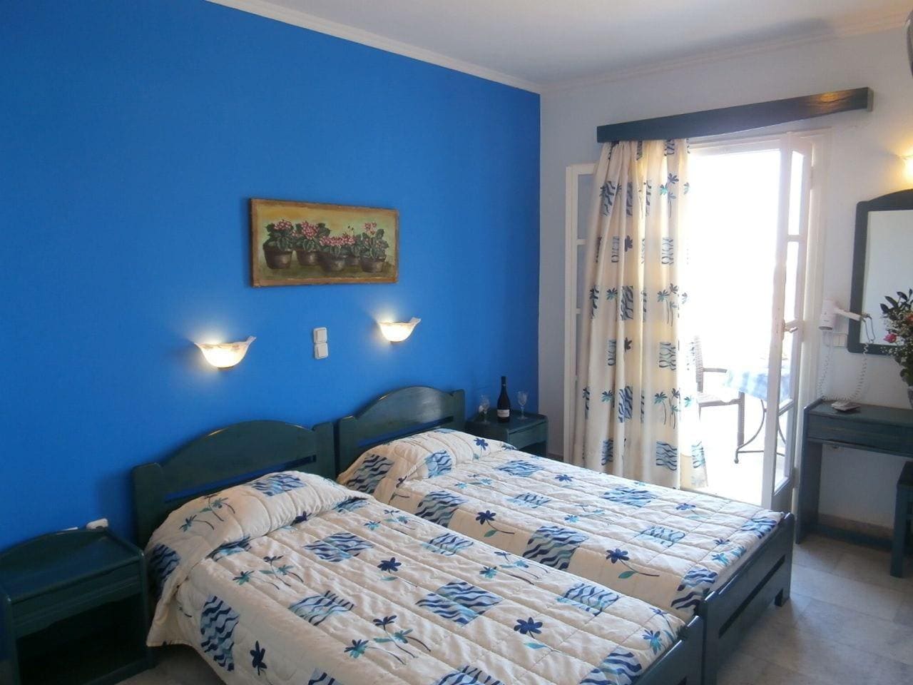 Agnanti Hotel