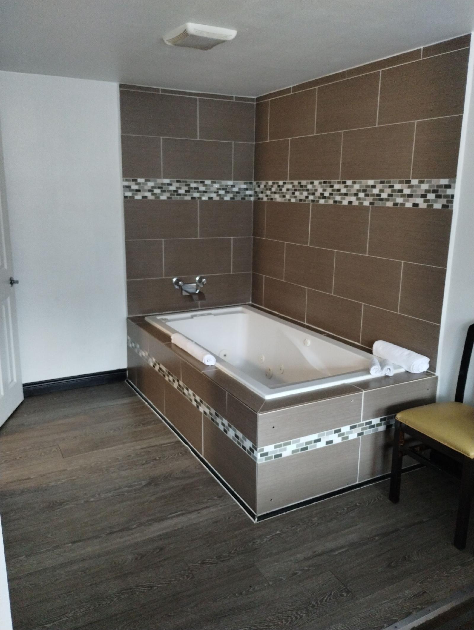 Kings Row Inn