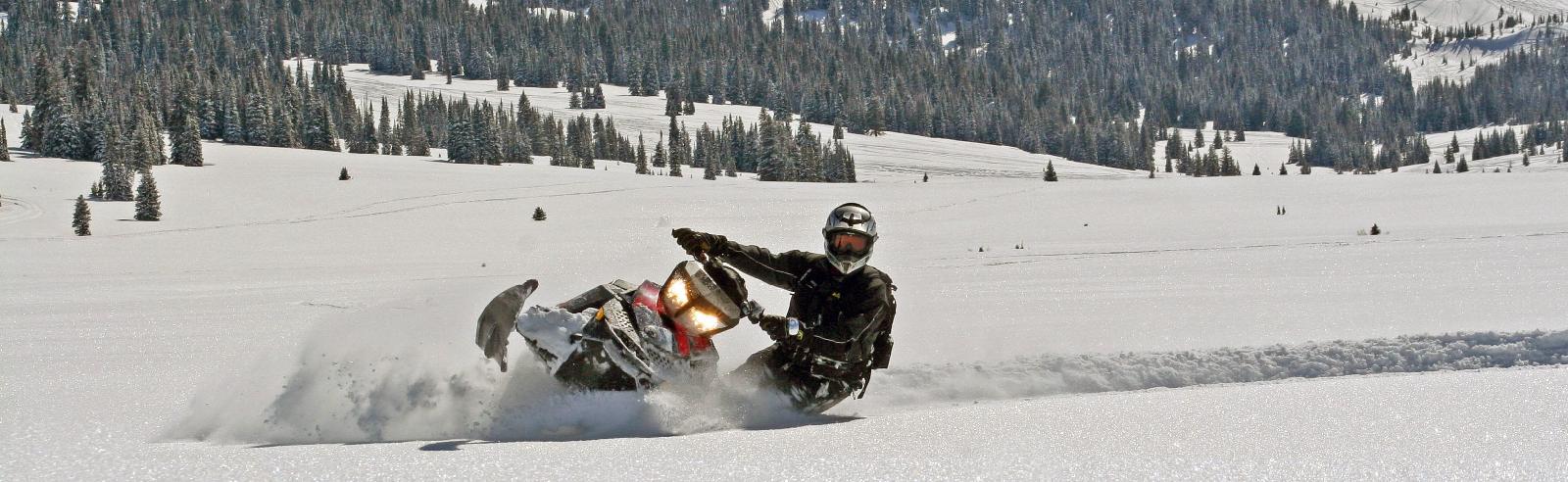 Soda Butte Lodge