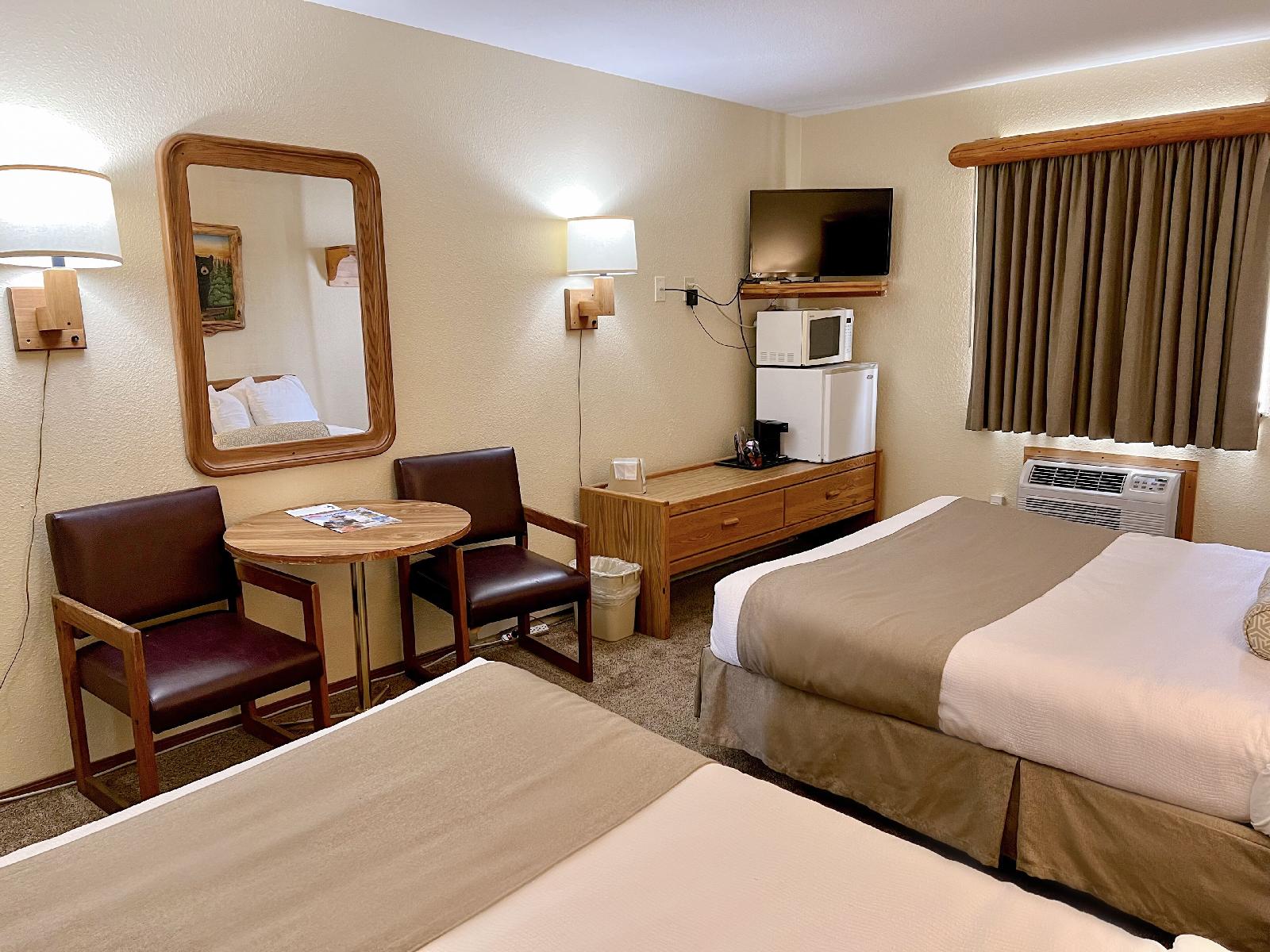 Beartooth Hideaway Inn & Cabins
