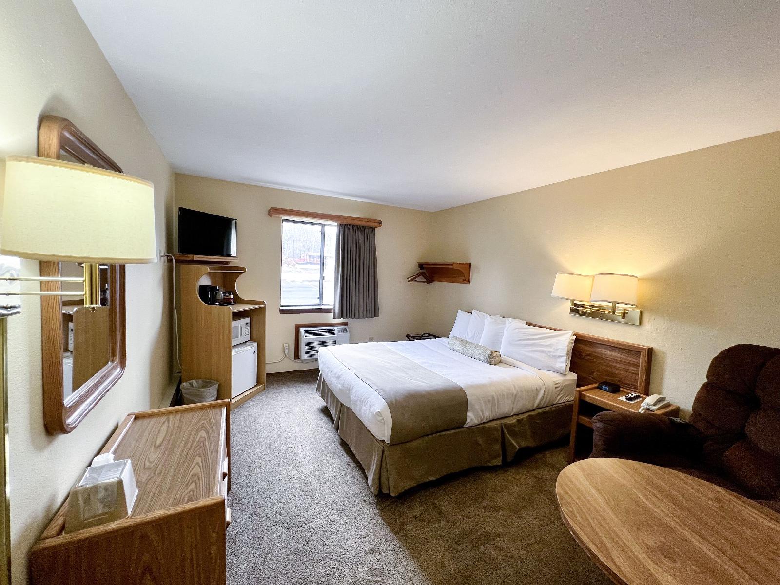 Beartooth Hideaway Inn & Cabins