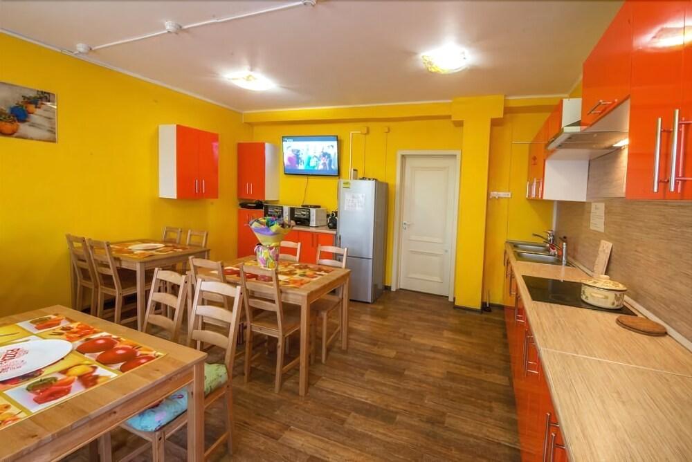 Hostel Esenin