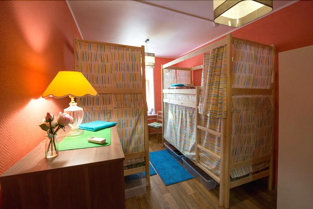 Hostel Esenin