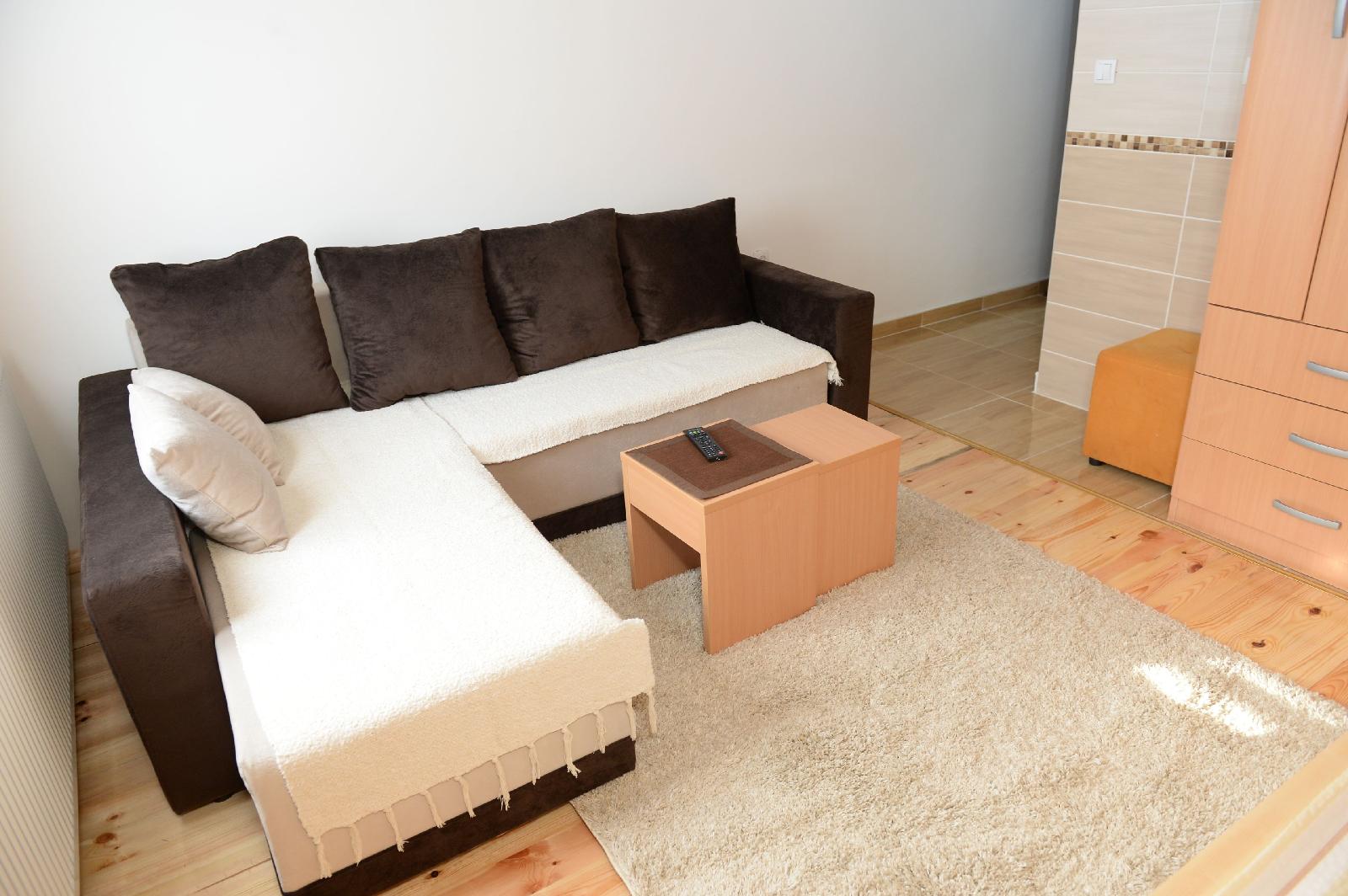 Apartments Radovic
