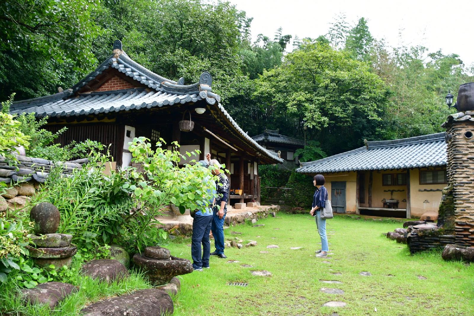 Nogodan Guest House & Hotel