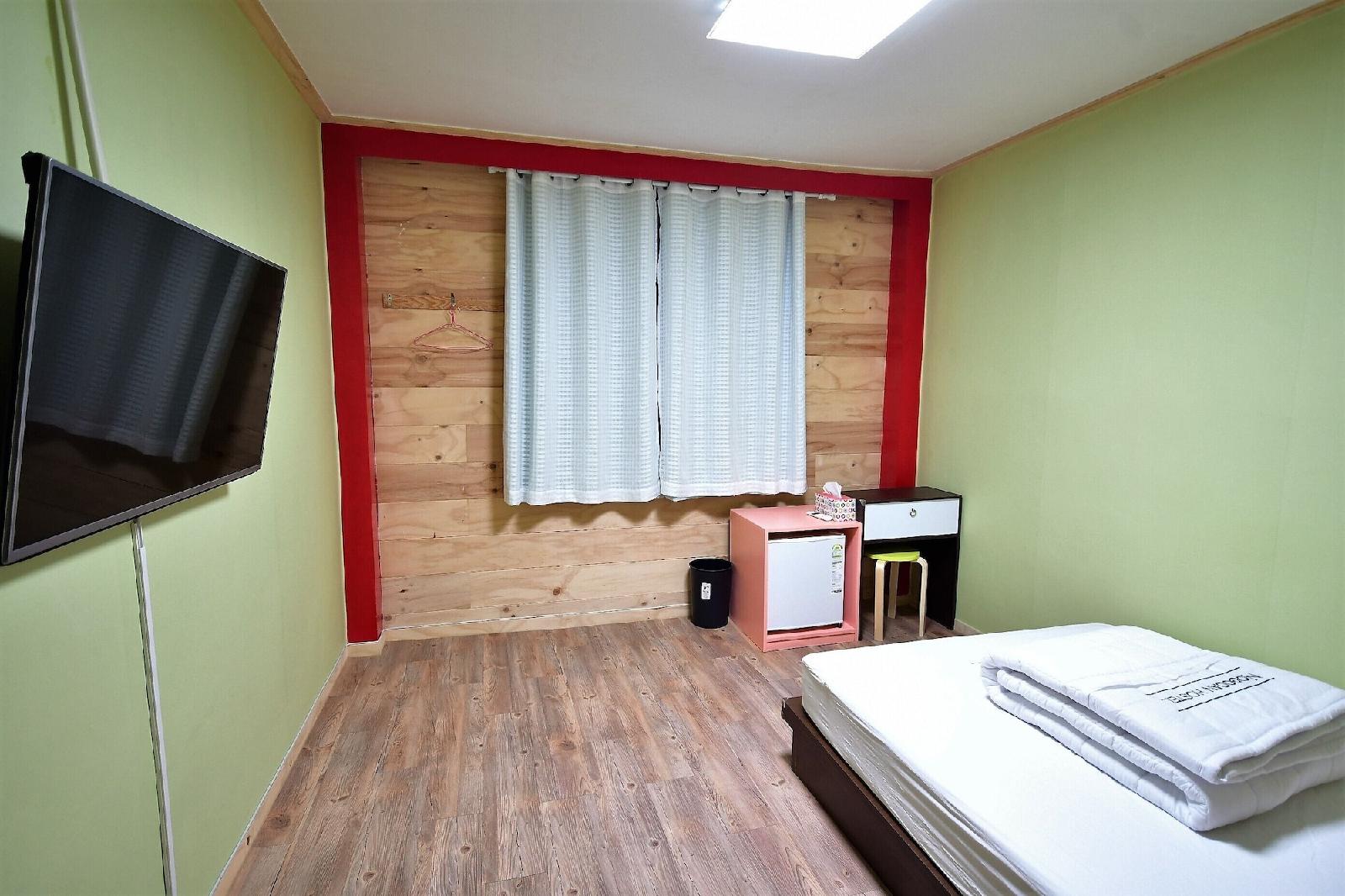 Nogodan Guest House & Hotel