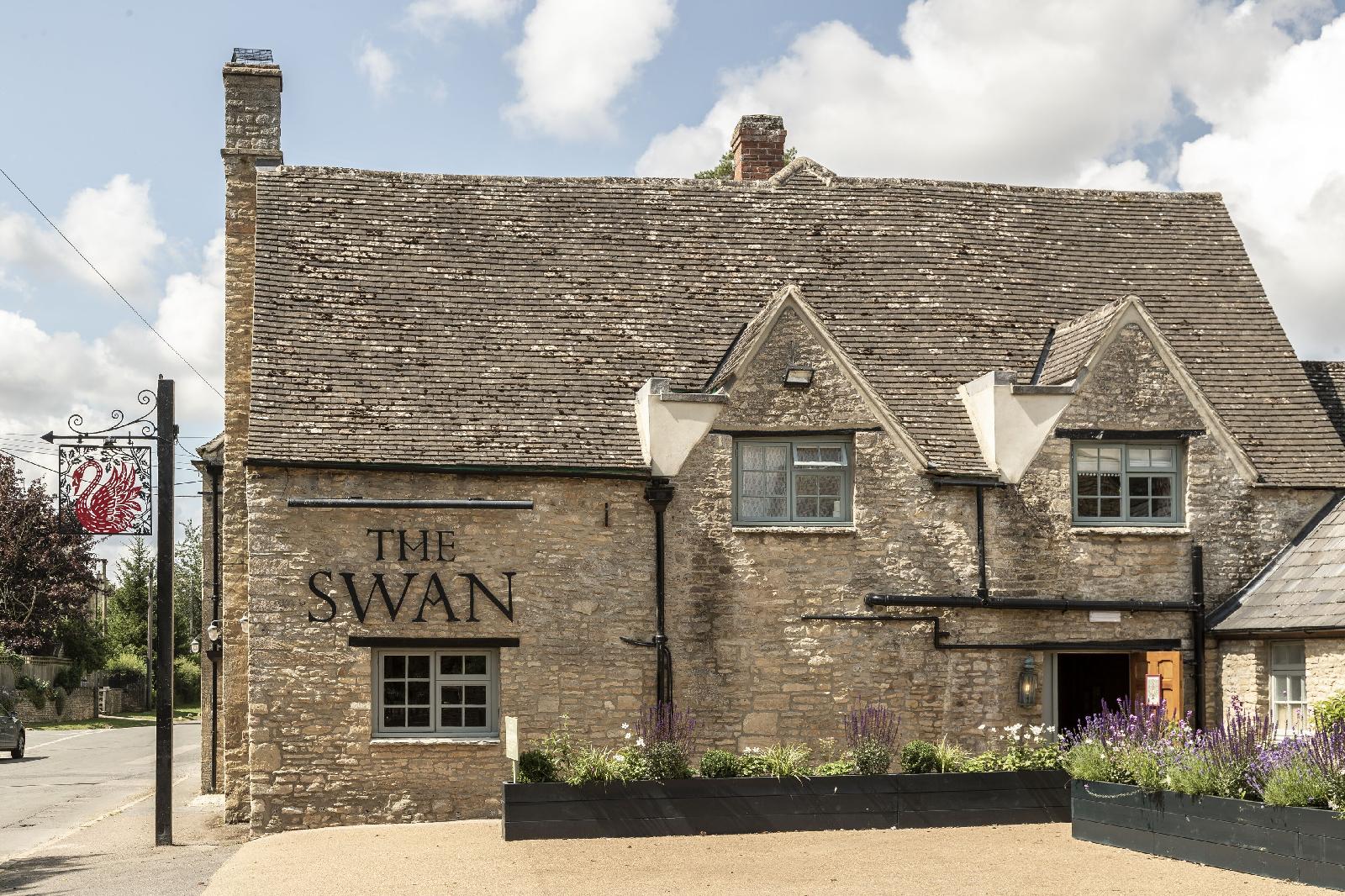 The Swan Inn Hotel