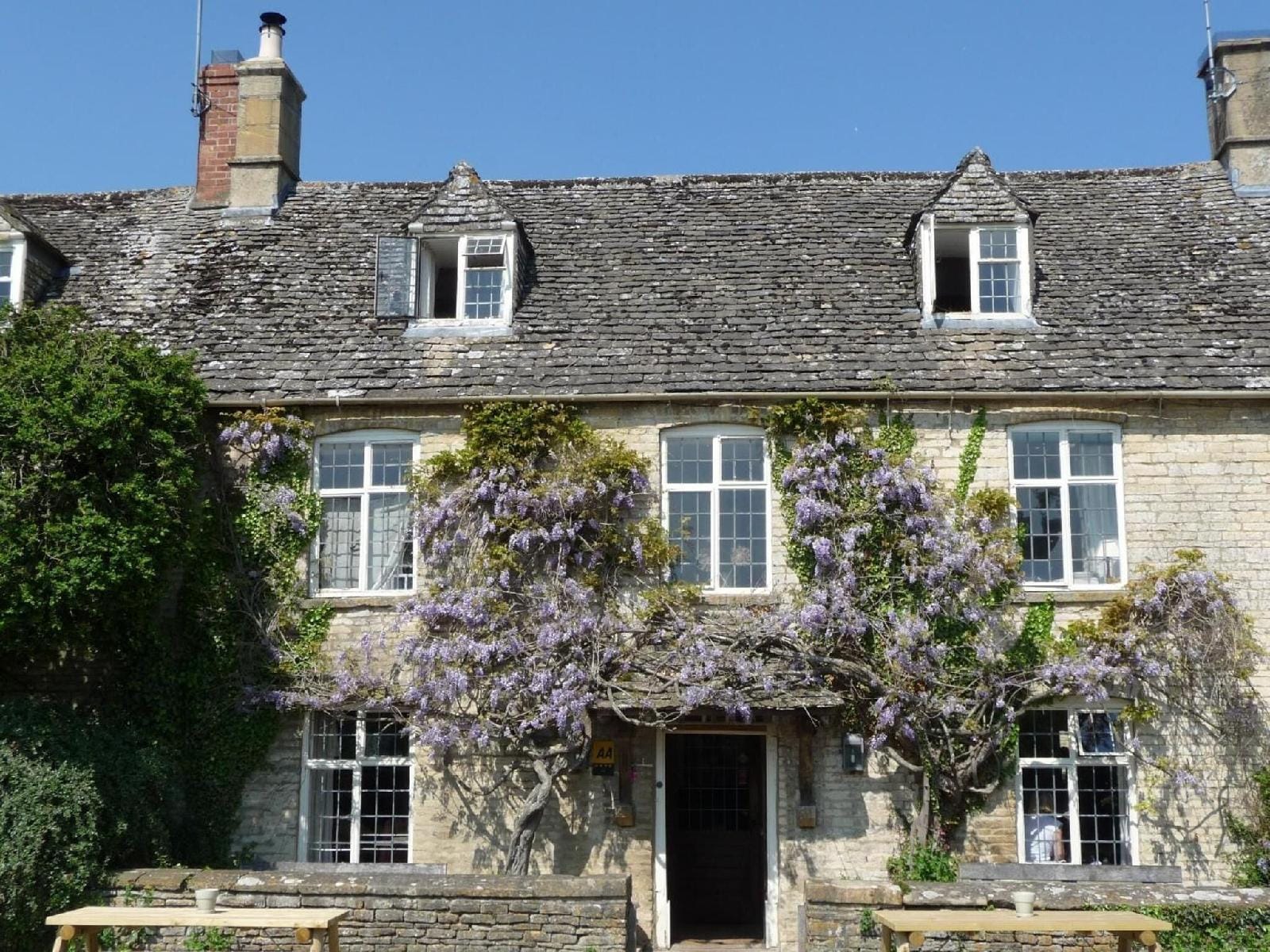 The Swan Inn Hotel