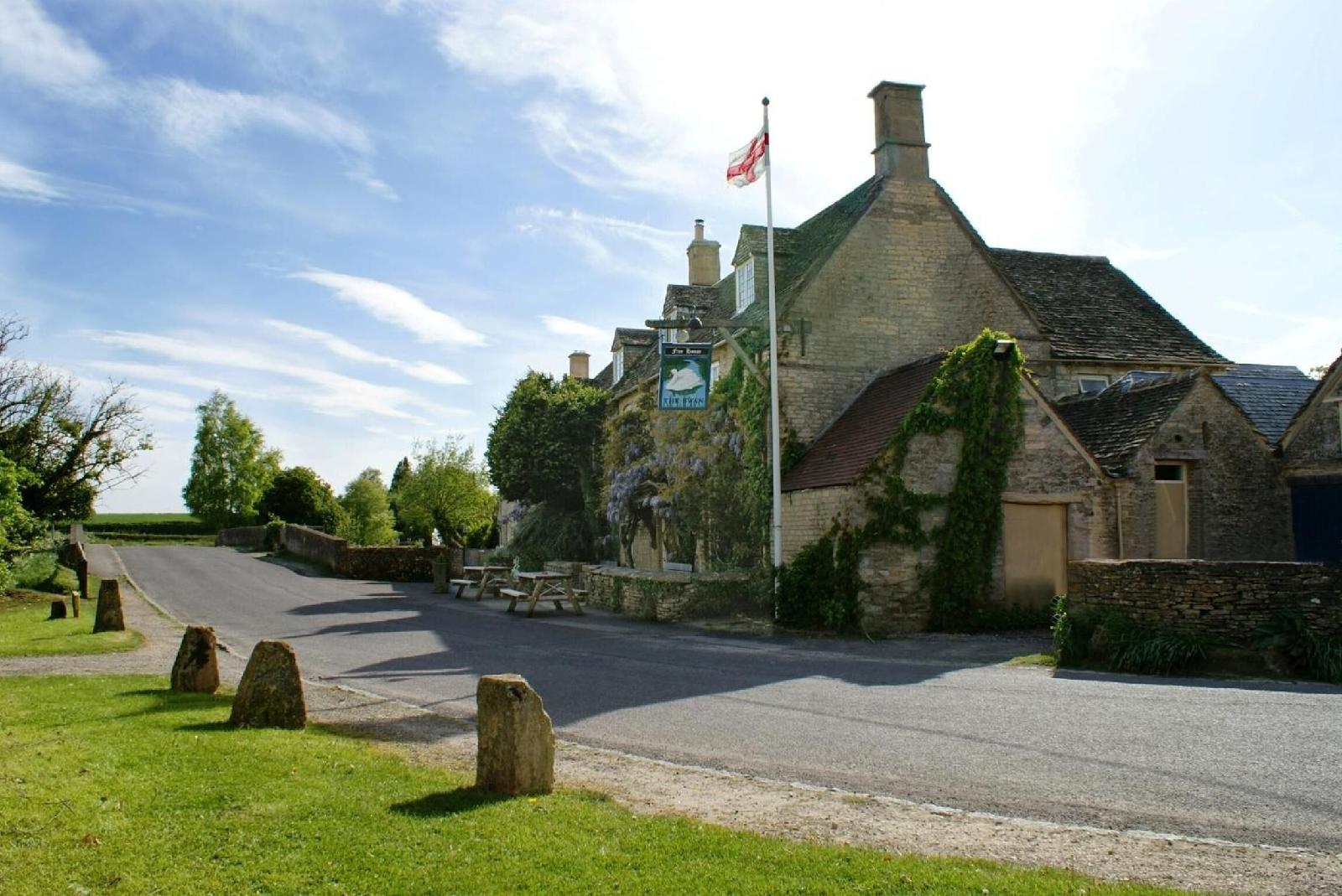 The Swan Inn Hotel