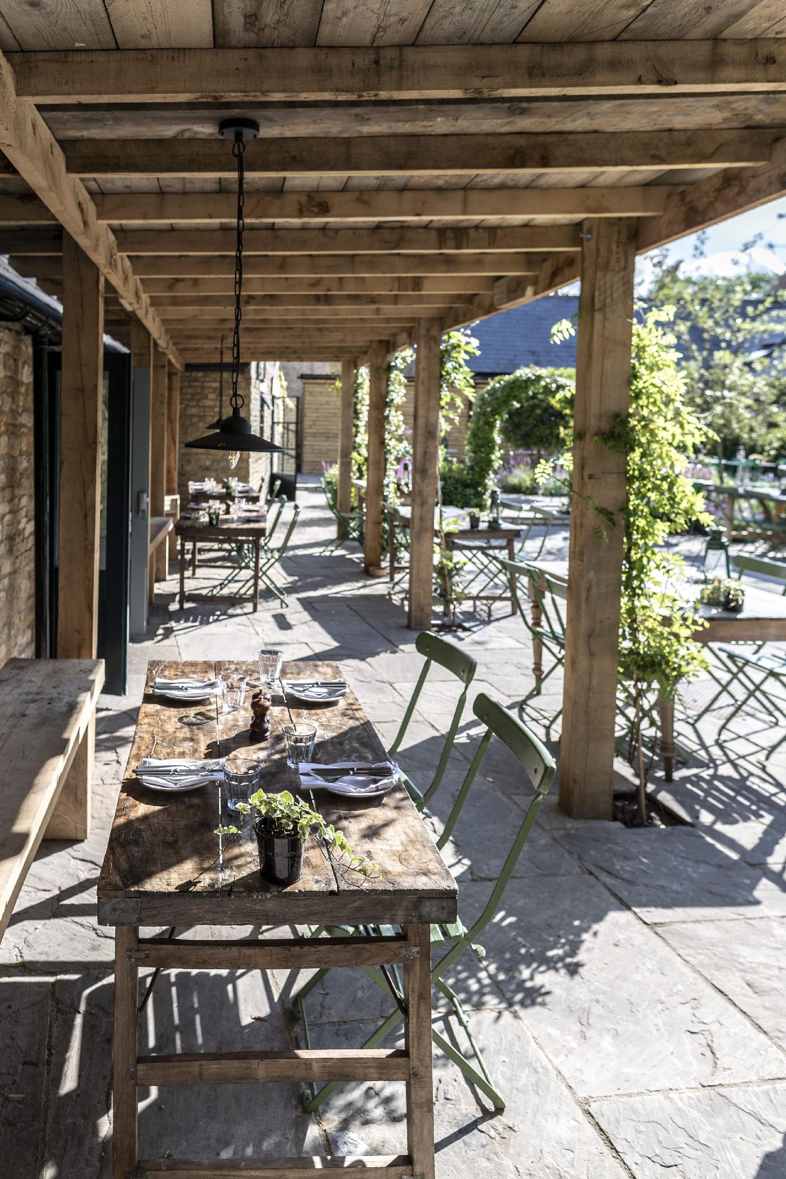 The Swan Inn Hotel