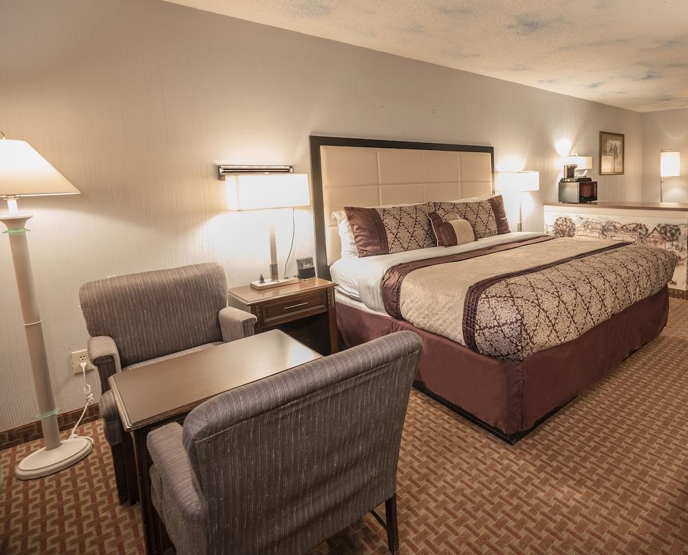 River Oak Inn and Restaurant